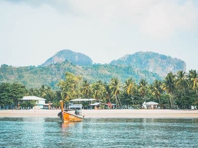 quiet beach in thailand koh lipe during low season