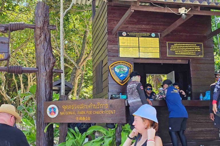Similan Islands National Park Booth Kiosk Entrance fee 500 Baht