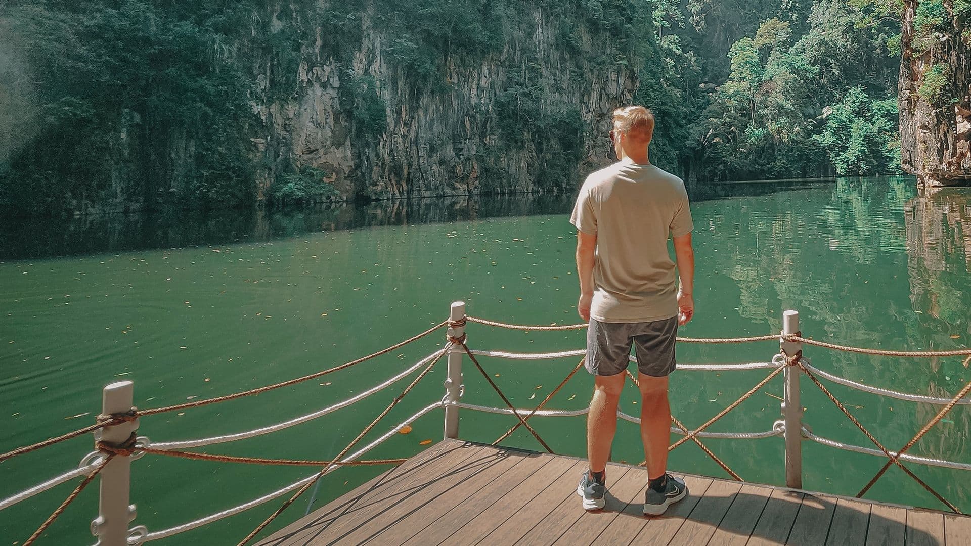 ipoh lake backpack bob