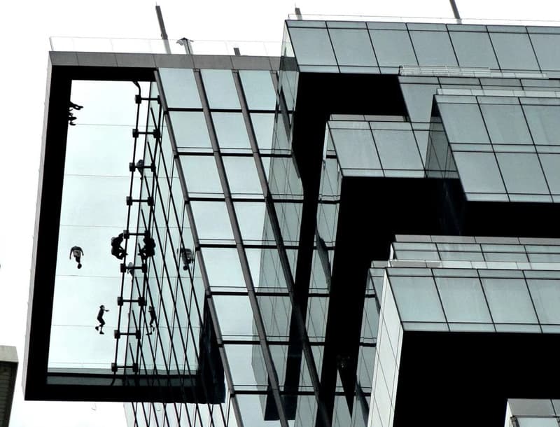 the glasstray at the bangkok skywalk