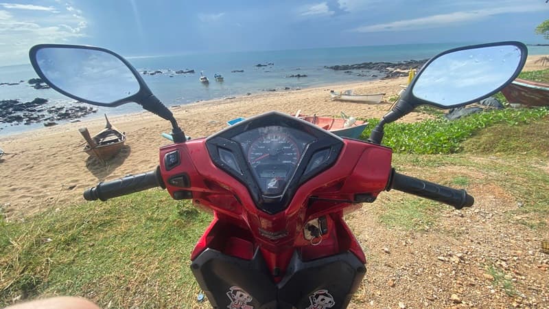 rent a scooter on koh jum