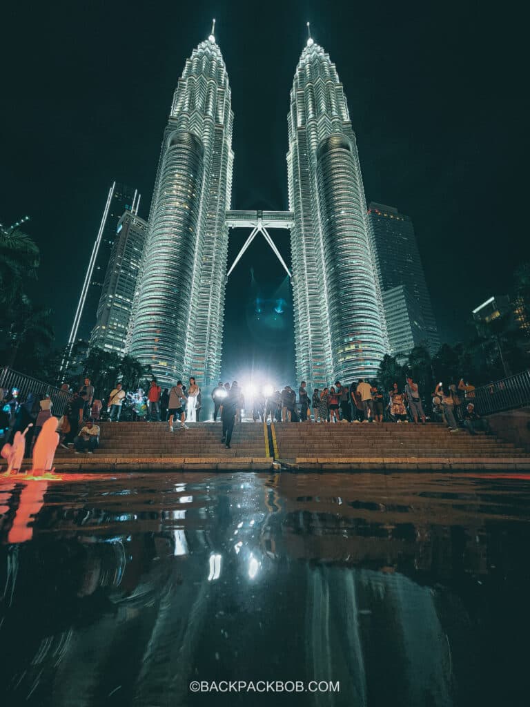 Night time photo of the Malaysian Twin Towers