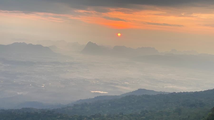 Phu Kradueng Sunrise 1
