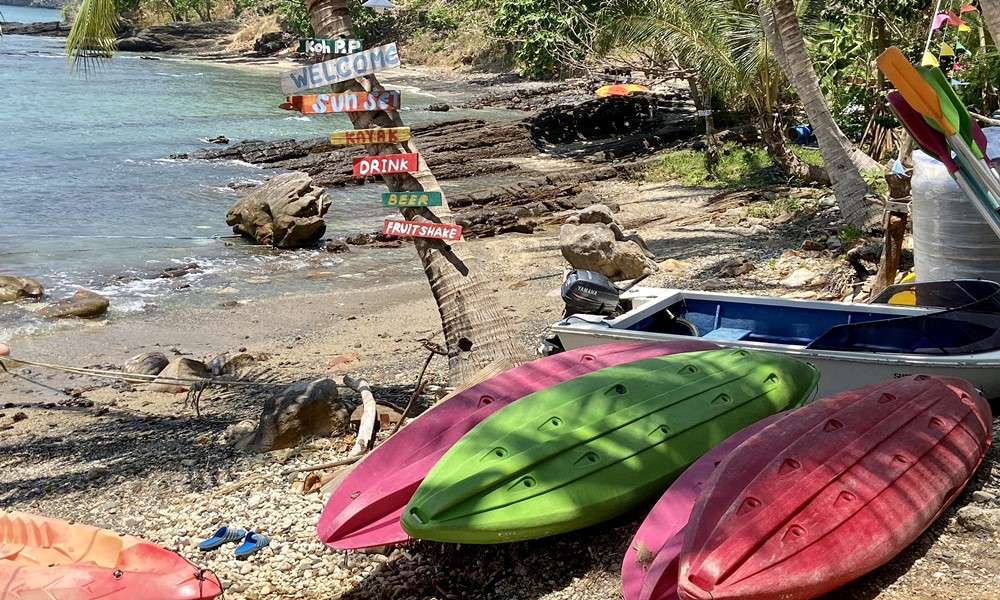 kayaking at the beach on a phi phi island overnight stay