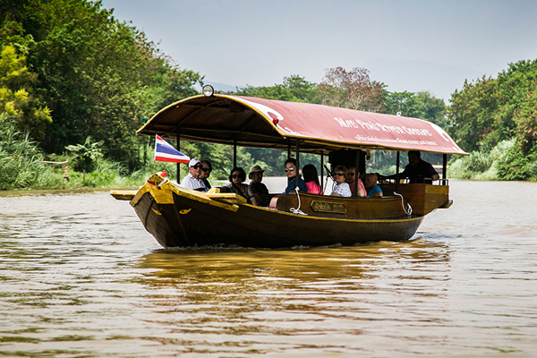 things to do in chiang mai mae ping river boat trip
