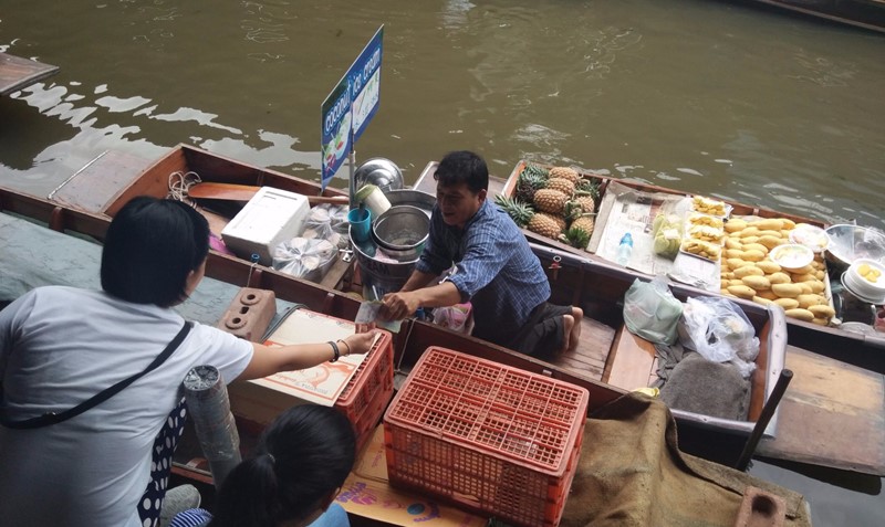 Damnoen Saduak Floating Market coconut ice cream vendor