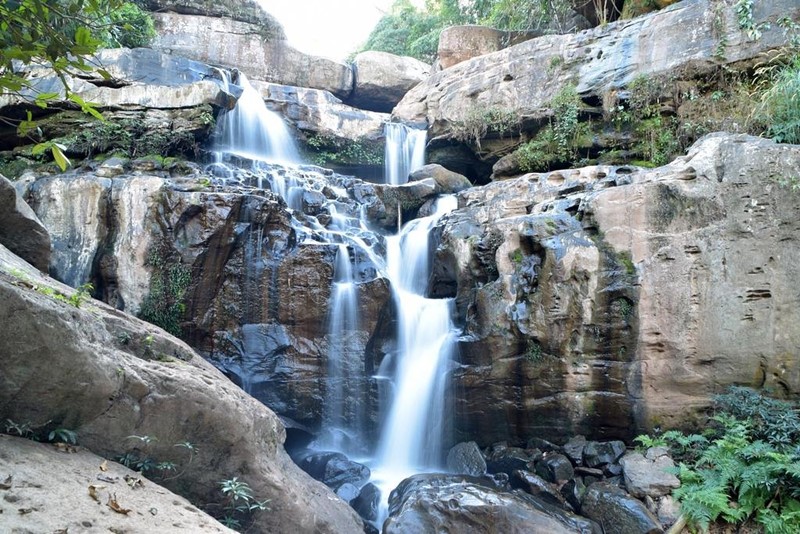 Kao Chon Waterfall Suan Phuang