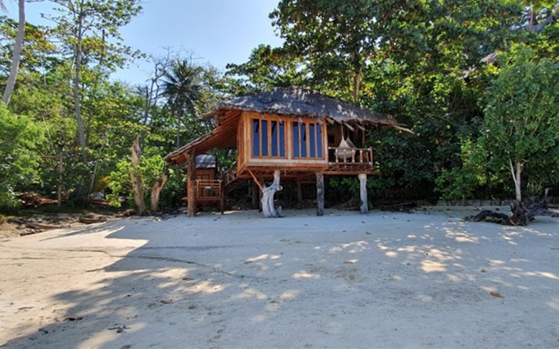 beach hut on koh phi phi viking beach