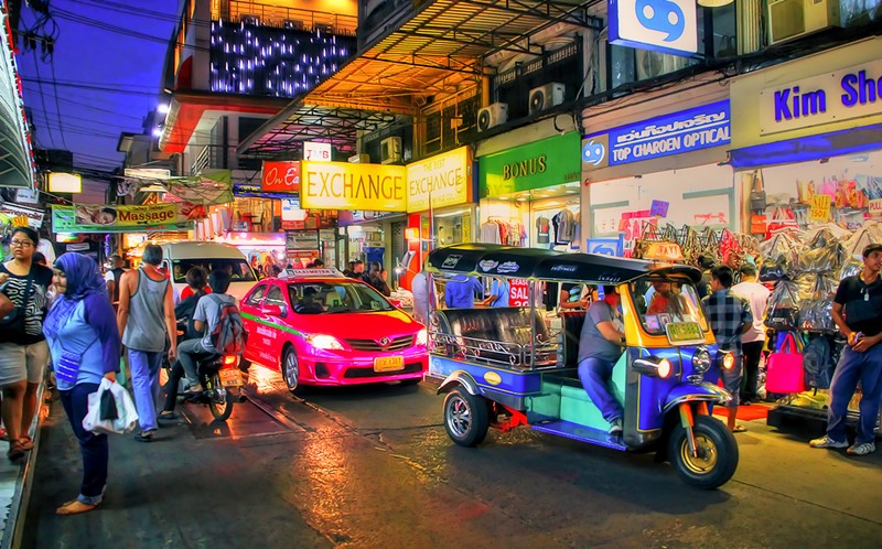 how to get to krabi night market