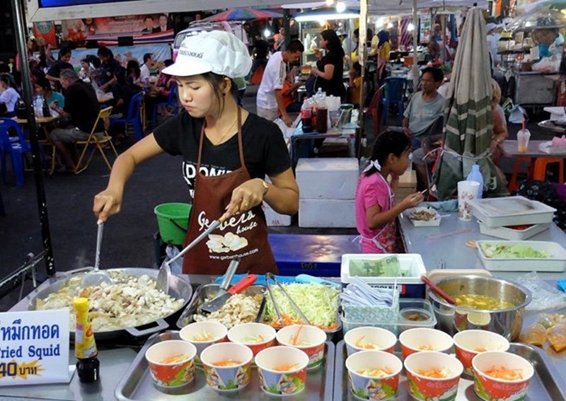 krabi night market best foods