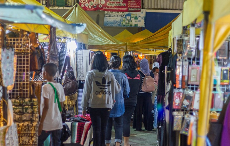 Krabi walking street weekend night market