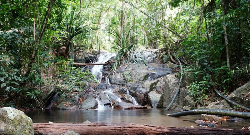 pirate waterfall in koh adang