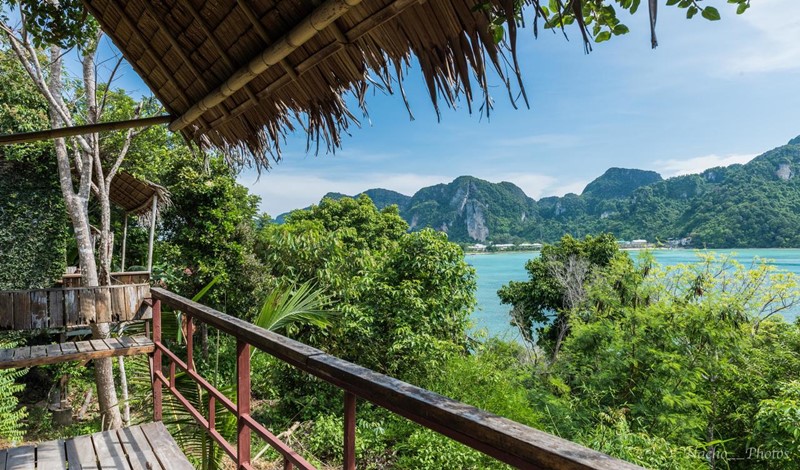 where to stay on phi phi island ocean view hotel private beach bungalow