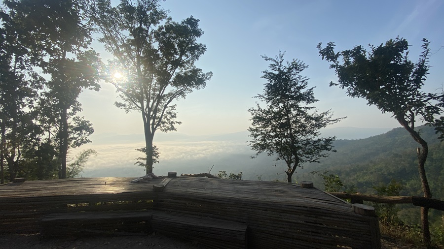 Hiking Phu Kradueng National Park Mountain