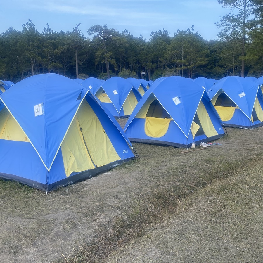camping in thailand Phu Kradueng tents