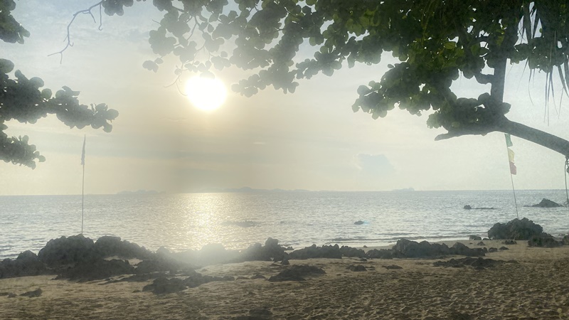 beaches on Koh Jum Island