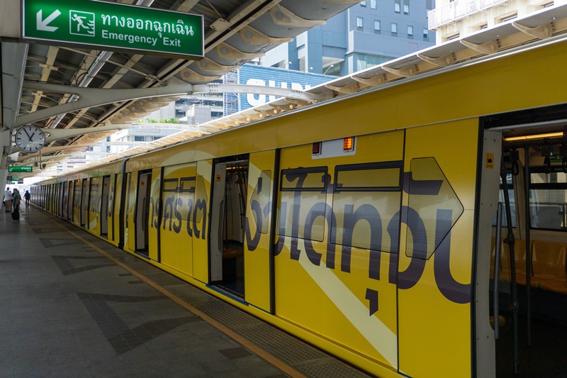 Bangkok BTS Skytrain arriving at MBK Center Station