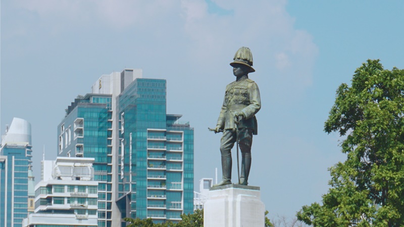 King Rama VI Monument Lumpini Park