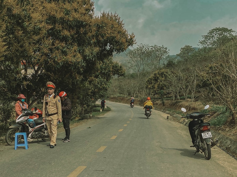 Police check point on ha giang international loop drivers licence international driving permit do you need an international licence for ha giang loop