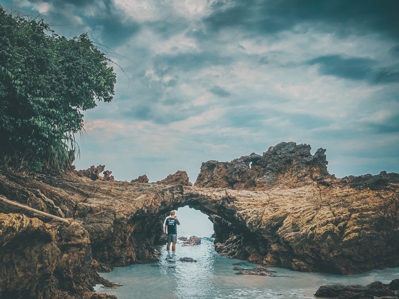 stone bridge tourist attraction things to do at koh libong