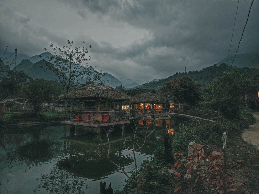 where to stay on the ha giang loop our guesthouse on the lake