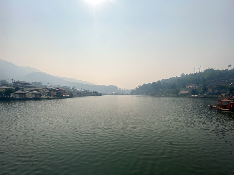 ban rak thai boating lake