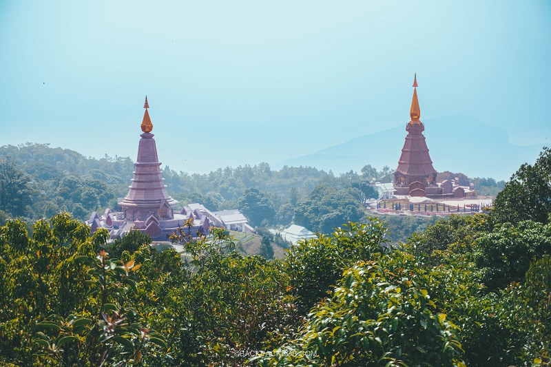 doi inthanon royal pagodas cheddi king queen temple national park chiang mai
