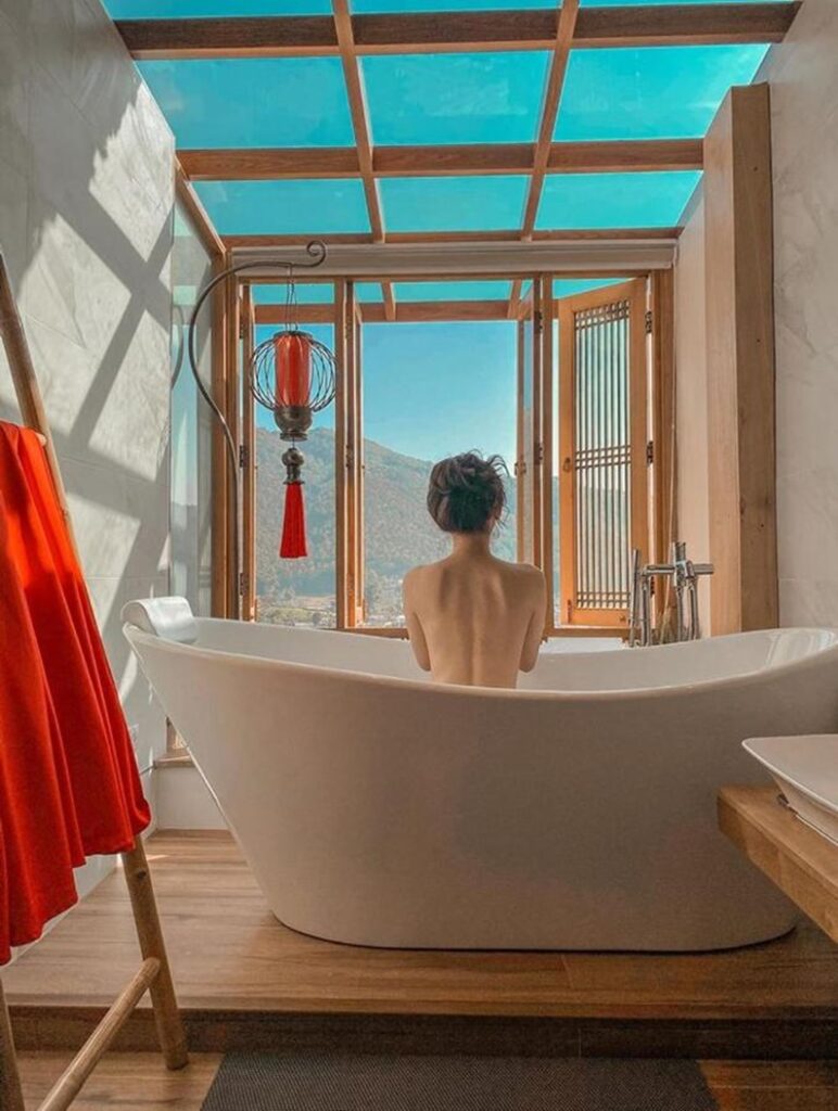 hotel in ban rak thai open plan bath in hillside tea plantation luxury accomodation