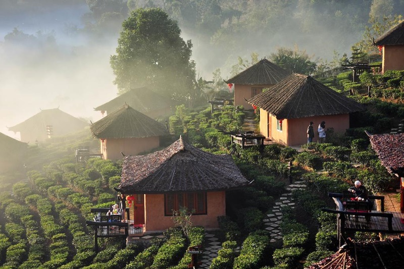 lee rak wine resort places hotel to stay when visiting ban rak thai village