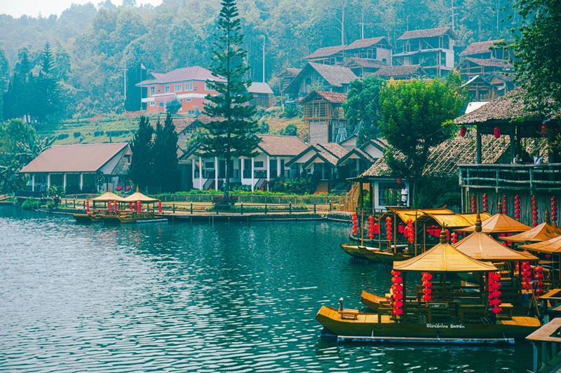 wooden boats on ban rak thai lake chinese boat thailand for tourist tea tasting tours