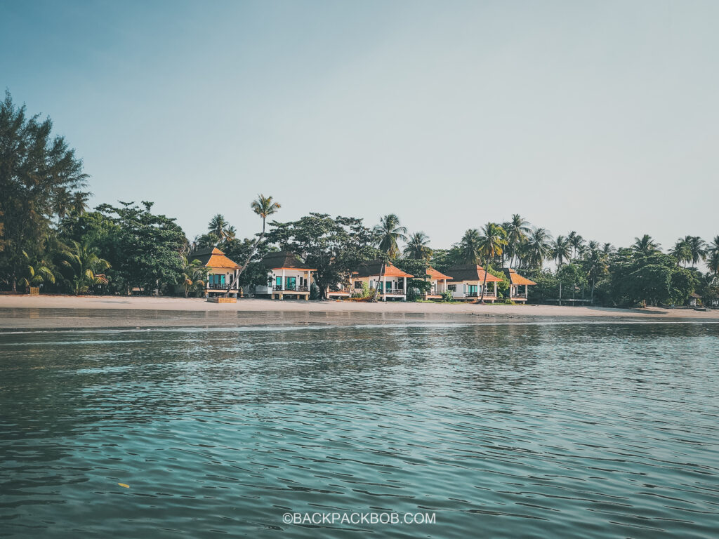 Pawapi Beach Resort Villas Exterior in Koh Mook
