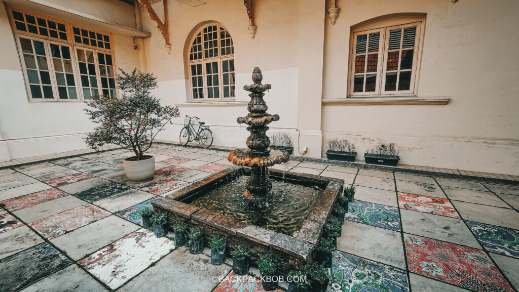 The free courtyard at Kuala Lumpur Merdeka Square 