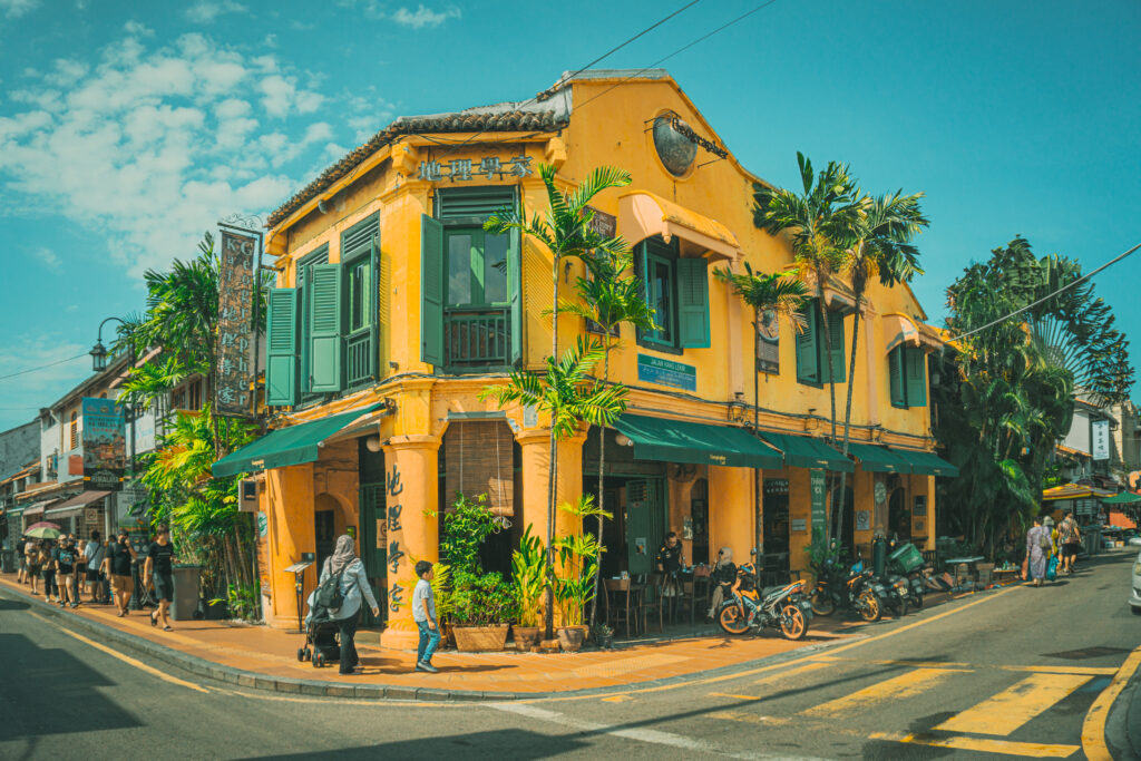 It's a yellow building in Melaka Malaysia which was on our Malaysia itinerary the building is the geographer on Jonkers Street