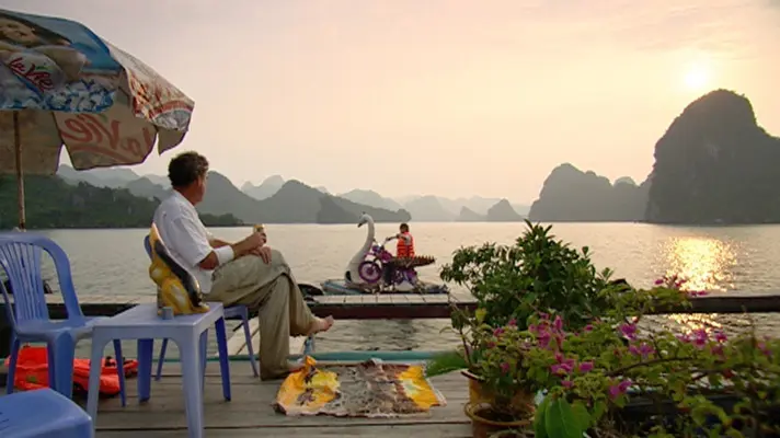 Jeremy Clarkson visits Ha Long Bay in Vietnam in 2007