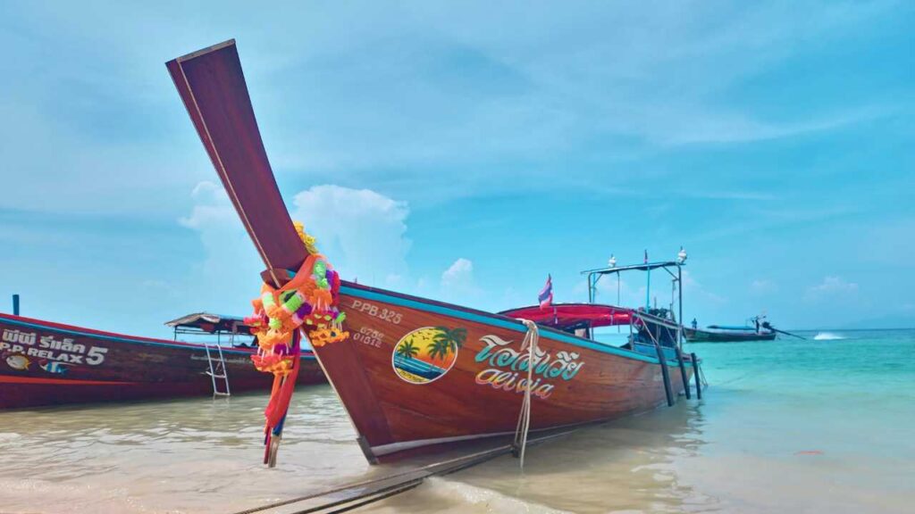 ride a longtail boat is one of the best things to do in phi phi