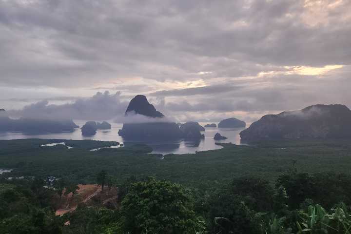 samet nagshee viewpoint thailand fog sunrise early morning