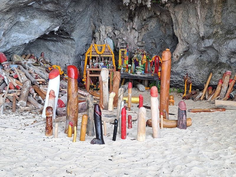 phranang cave beach railay west beach 4 islands tour krabi ao nang